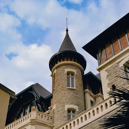 Alfred Port-vieux 3* Біарріц