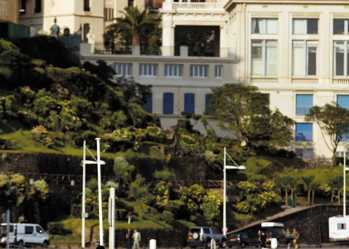 Hotel Alfred Port-vieux 3*